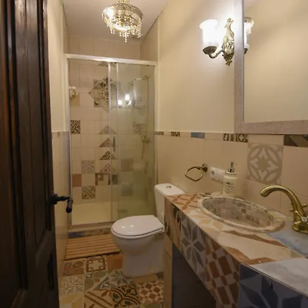Hospederia De La Corte Casa Rural Con Encanto En La Sierra De Country house *